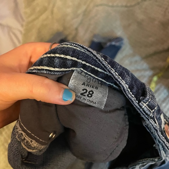 Jeans - Picture 5 of 8